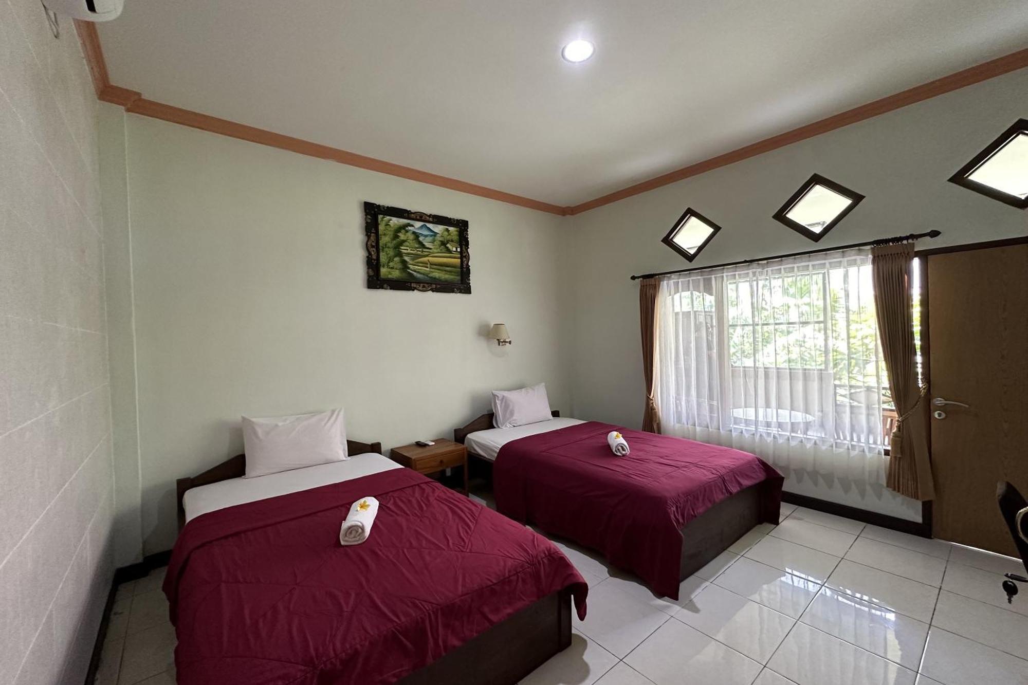 Taxa Raya Guest House Legian  Exterior photo