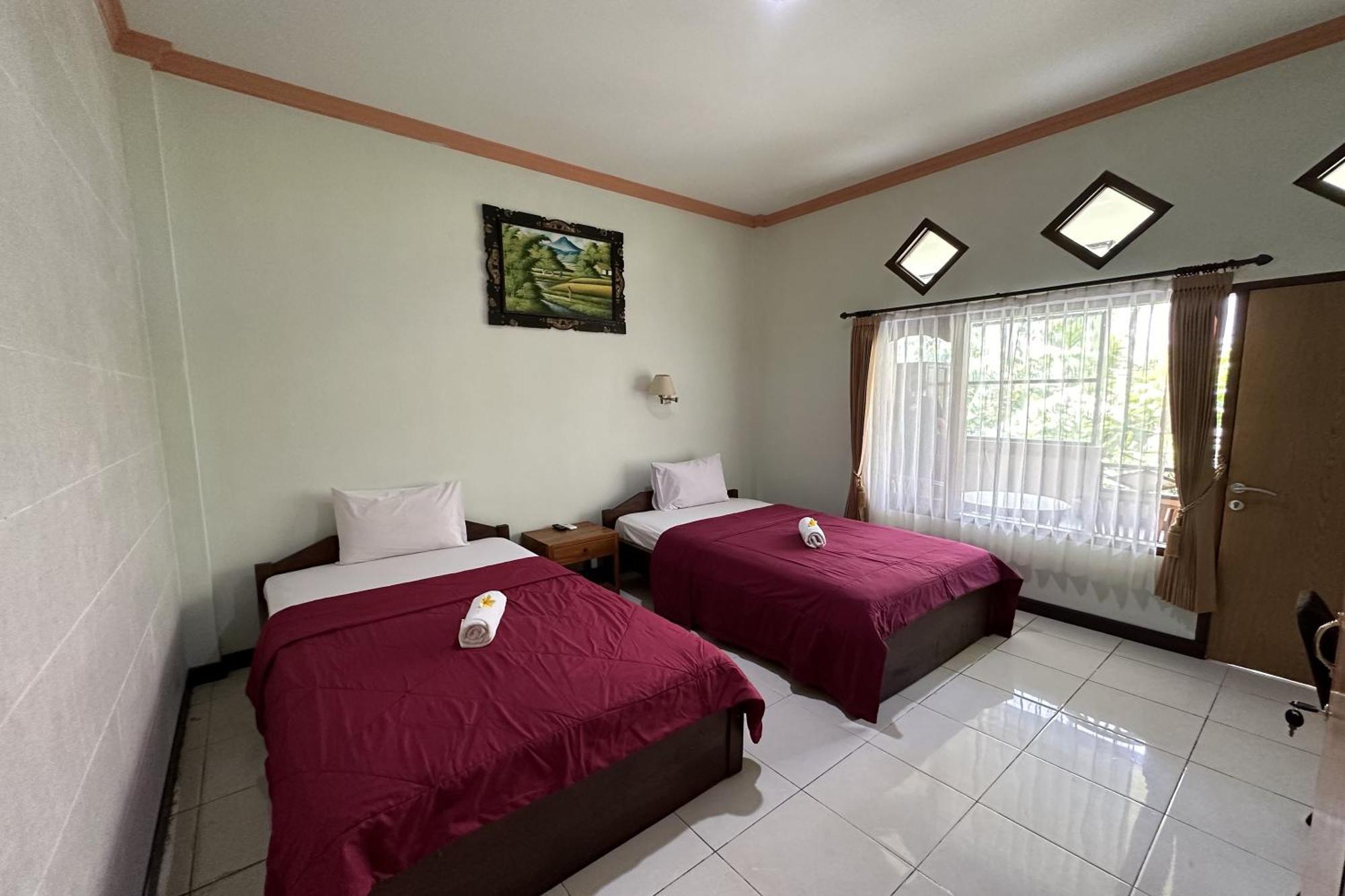 Taxa Raya Guest House Legian  Exterior photo